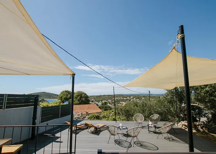 House Marija Drvenik Mali Holiday home