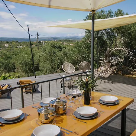 בית נופש House Marija Drvenik Mali *
